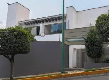 súper moderna · Venta Casa en Paseo de Las Lomas, Santa Fe