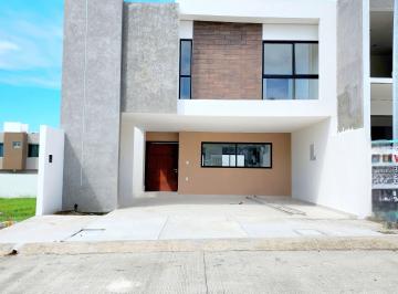 Casa de 3 habitaciones, Boca del Río · Casa en Venta en Lomas del Dorado, Boca del Río