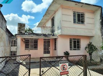 Casa · 284m² · 5 Recámaras · 2 Estacionamientos · Nuevo Precio Casa en Venta Merida, Centro Barrio Santiago (Avc - 1995)