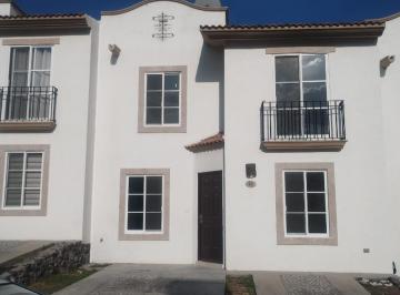 Casa en condominio · 173m² · 4 Recámaras · 2 Estacionamientos · Casa en Venta en Residencial El Refugio Dentro de Villa Toledo