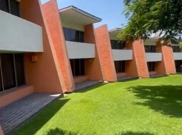 Casa , Cuernavaca · Casa con 2824 m² de Superficie de Terreno en Venta en Club de Golf Tabachines