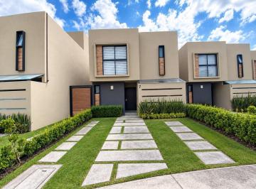 Casa · 120m² · 3 Recámaras · 2 Estacionamientos · Casa en Renta en Crespa Town, Toluca, Estado de México - (4)