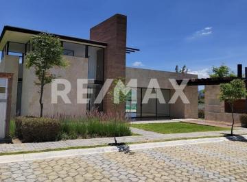 Terreno / Lote · 180m² · Terreno en Venta - (4)