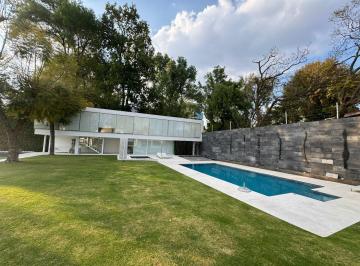 Casa de 4 habitaciones, Alvaro Obregón · Casa en Venta en Jardines del Pedregal