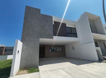 Casa · 211m² · 3 Recámaras · 2 Estacionamientos · Casa en Venta en Lomas del Dorado Boca del Río Veracruz