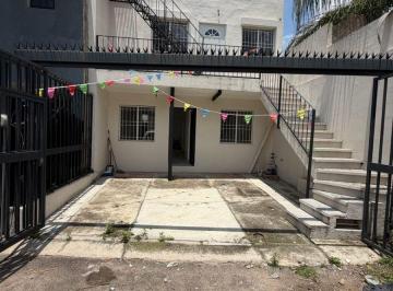 Casa en condominio de 4 habitaciones, San Pedro Tlaquepaque · Casa en Coto de 8 Casas / 2 Casas Duplex