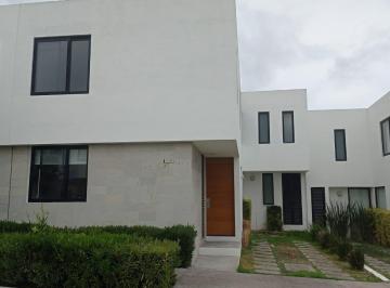 Casa en condominio · 143m² · 4 Recámaras · 2 Estacionamientos · Casa en Condominio en Venta en Residencial El Refugio