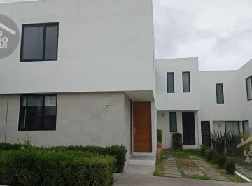 Casa en condominio · 143m² · 4 Recámaras · 2 Estacionamientos · Casa en Condominio en Venta en Residencial El Refugio