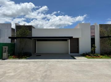 Fachada · Hermosa Casa de un Nivel en Miralta Hábitat