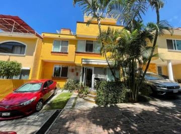 Casa en condominio · 199m² · 4 Recámaras · 2 Estacionamientos · Casa en Condominio en Lomas de Cortes Cuernavaca - Maz - 2072 - Cd