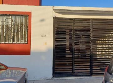 Casa · 100m² · 3 Recámaras · 1 Estacionamiento · Casa en Venta en Fracc. San Cristobal