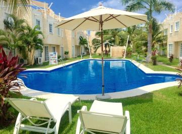 Casa en condominio · 120m² · 3 Recámaras · 2 Estacionamientos · Casa en Renta Puente del Mar