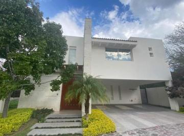 Casa de 3 habitaciones, León · Hermosa Casa en Bosque Azul