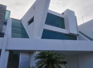 Casa de 3 habitaciones, León · Casa en Venta en Lomas de Gran Jardín