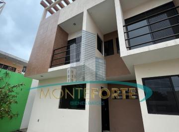 Casa · 142m² · 3 Recámaras · 1 Estacionamiento · Casa en Sahop