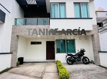 Casa de 3 habitaciones, Córdoba · Rento Casa Amueblada en Córdoba Villaverde