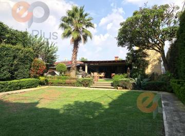 Casa · 959m² · 4 Recámaras · 6 Estacionamientos · Casa en Venta/ Agua, Jardines del Pedregal