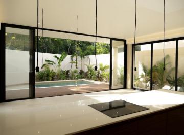 Casa de 3 habitaciones, Tulum · Casa de Diseño en Tulum: 3 Recámaras en Kira Downtown, Cerca de La Playa.