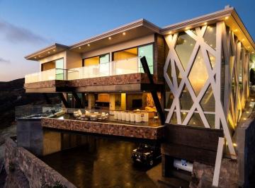 f98a9cbc3a5a696458a2431e9074c4735bfed8b0c42062c9ad416f9e7ba522e2 · Residencia de Lujo en Venta con Vista Al Mar en Ensenada