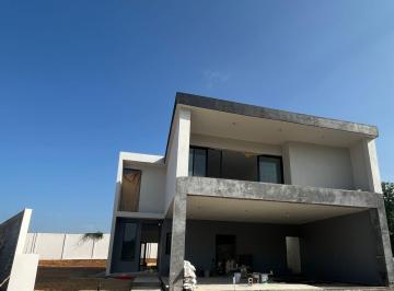 Casa de 4 habitaciones, Santiago · Casa en Venta en Fraccionamiento Campestre Santiago, Zona Carretera Nacional