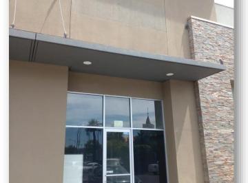 Local comercial · 137m² · 1 Estacionamiento · Local en Plaza Boulevard