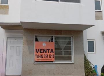 Casa en condominio de 2 habitaciones, Corregidora · Casa Venta Paseos del Bosque Privada Seguridad Alberca
