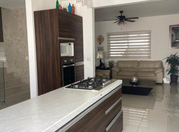 Casa de 3 habitaciones, Monterrey · Casa en Renta en Fraccionamiento Puerta de Hierro Linces