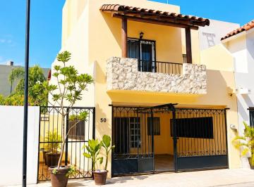 Casa en renta en real ibiza en playa del Carmen, Quintana Roo
con 3 recamaras, 2 · Casa en Renta Playa del Carmen, Real Ibiza con Jacuzzi