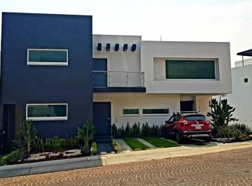 Casa de 5 habitaciones, Querétaro · Casa en Venta en Cumbres del Lago Juriquilla