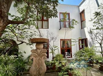 Casa de 3 habitaciones, Alvaro Obregón · Casa Colonial con Amplios Espacios y Jardín Espectacular