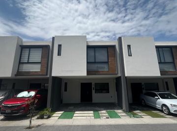 Casa en condominio de 3 habitaciones, Toluca · Casa en Renta, Fraccionamiento Aurea en Toluca