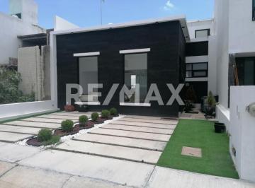 Casa en condominio · 198m² · 3 Recámaras · 2 Estacionamientos · El Condado Casa en Venta - (4)