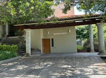Casa de 3 habitaciones, Zapopan · Casa en El Fraccionamiento Las Cañadas Muy Cerca del Colegio Aleman