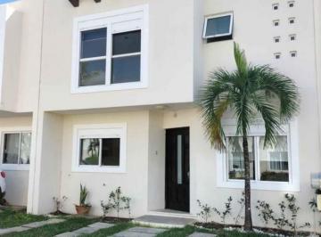 Casa · 153m² · 4 Recámaras · 2 Estacionamientos · Casa en Venta en Residencial Quintas Almena