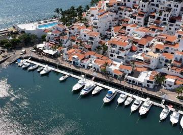 Departamento de 2 habitaciones, Manzanillo · Inmejorable Ubicación Dentro de Puerto Las Hadas
