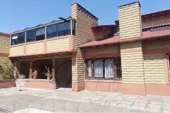 Casa · 341m² · 4 Recámaras · 6 Estacionamientos · Casas en Venta en San Miguel Zinacantepec