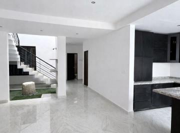 Casa de 3 habitaciones, Campeche · Casa Nueva en Venta en Barrio de San Roman Cerca del Malecón de La Ciudad