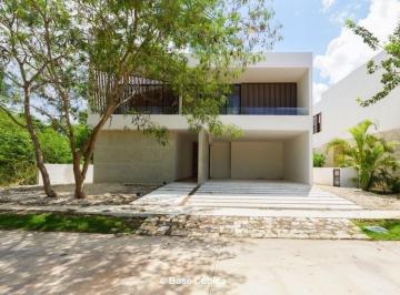 Casa · 494m² · 4 Recámaras · Exclusiva Casa en Yucatán Country Club de 4 Recámaras - (4)