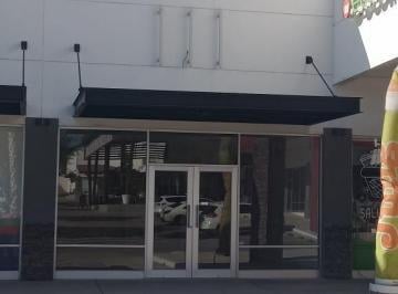 Local comercial · 72m² · Local en Renta en Plaza Progreso