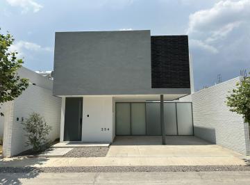 Casa de 3 habitaciones, León · Nueva Casa en Sierra Nogal