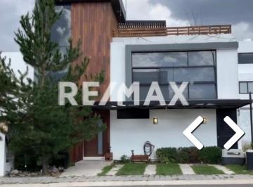 Casa · 293m² · 2 Recámaras · 2 Estacionamientos · Casa en Venta Preserve Juriquilla - (4)