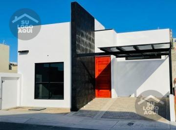 Casa en condominio · 108m² · 2 Recámaras · 2 Estacionamientos · Casa en Venta en Zakía de Una Planta