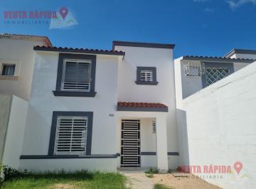 Casa · 93m² · 3 Recámaras · 2 Estacionamientos · Casa en Fraccionamiento Valle Alto