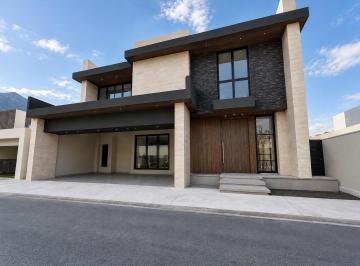 Casa de 6 habitaciones, Monterrey · Casa en Venta, Sierra Alta 9o Sector, Carretera Nacional Monterrey