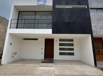 Casa en condominio · 202m² · 3 Recámaras · 2 Estacionamientos · Casa en Venta Solares Coto Altanza, Zapopan.