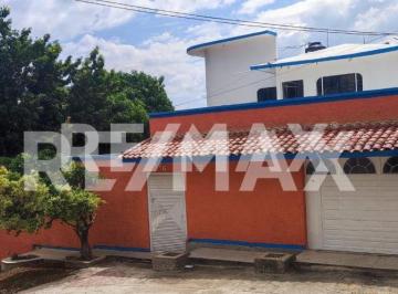 Casa de 3 habitaciones, Tuxtla Gutiérrez · Casa en Venta Fracc. Huajintlan