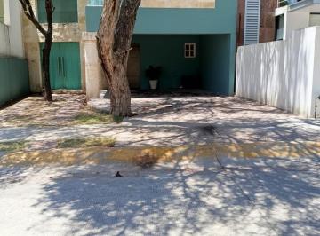 Casa de 4 habitaciones, León · Casa en Venta en Lomas Punta del Este