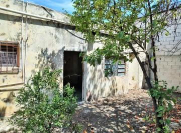 Casa · 120m² · 1 Recámara · Casa en Venta Merida, Centro a Solo 3 Cuadras del Paseo y Una de La Plancha (Avc - 1602)
