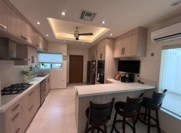 Casa de 3 habitaciones, Hermosillo · En Venta Maginifica Casa de Una Planta en Casa Grande Seccion Ll