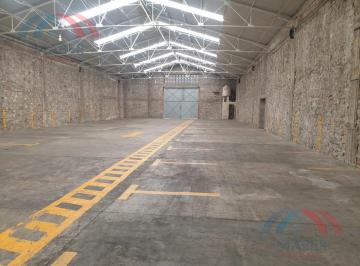 Nave industrial · 700m² · 3 Estacionamientos · Nave Industrial - Rivera de Santiago